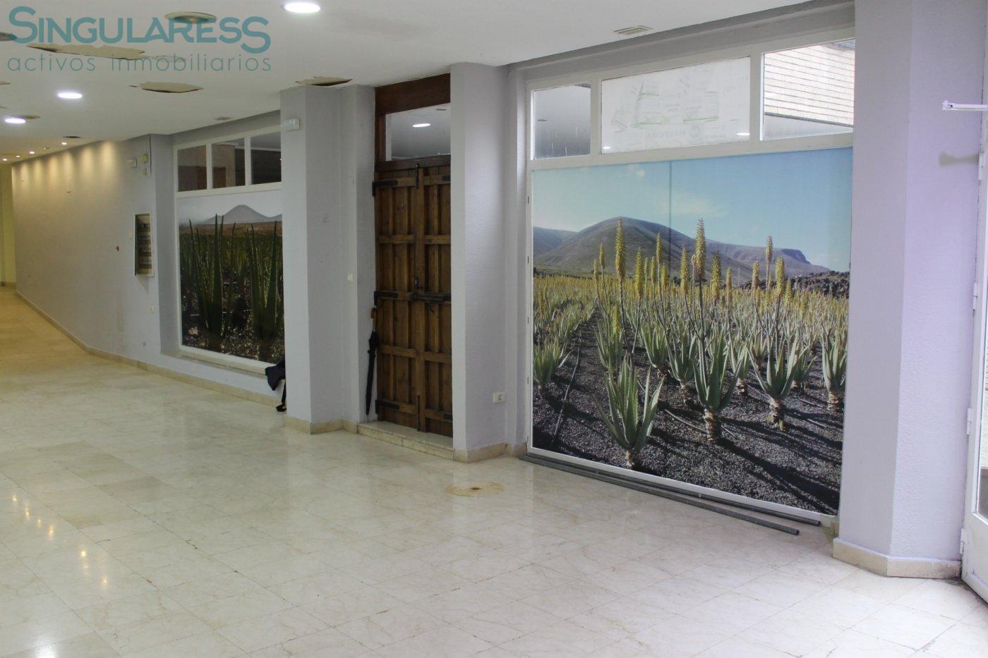 Comprar instalaciones, naves industriales... de 613m² en Murcia