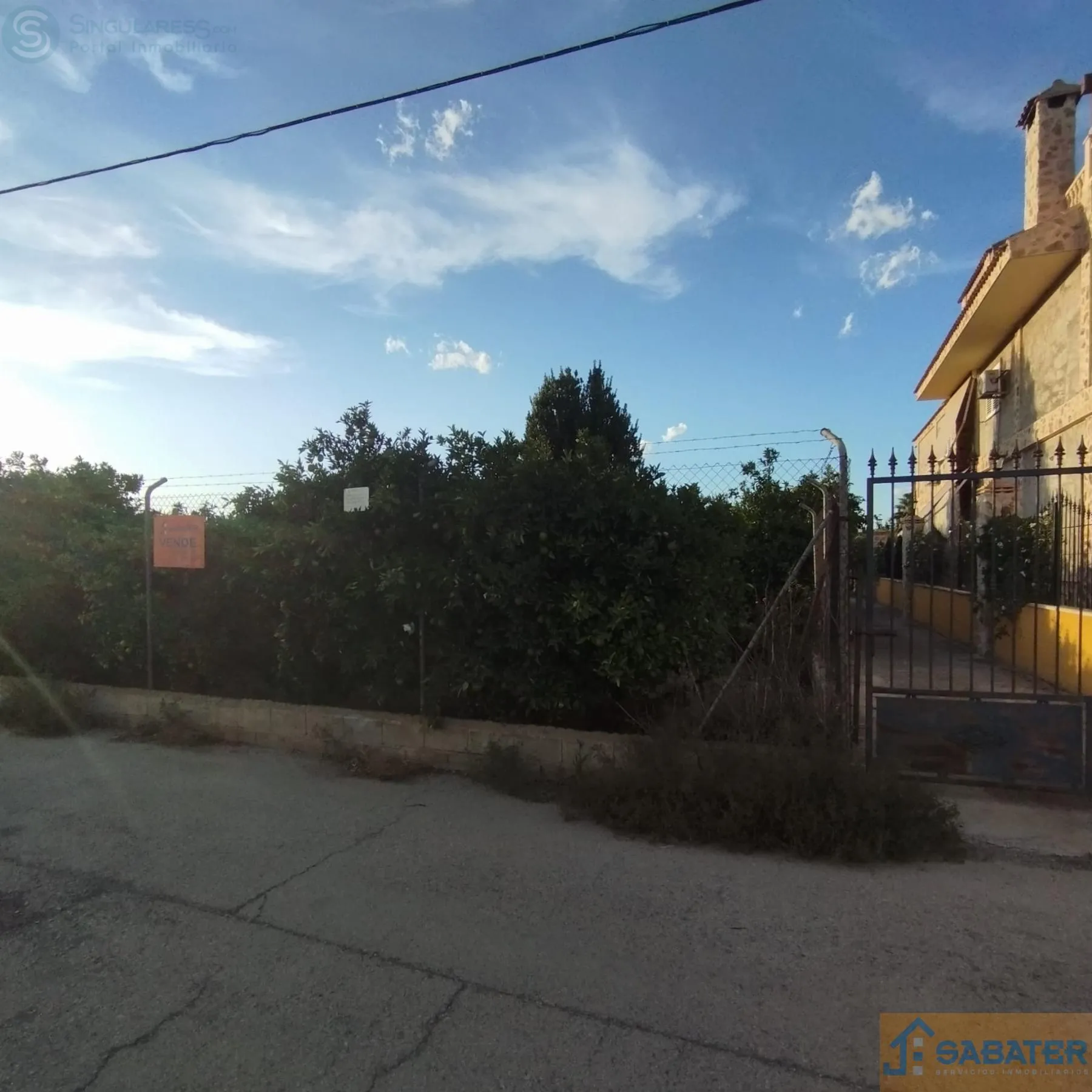 Comprar terreno en Calle Carril Almazara en Murcia