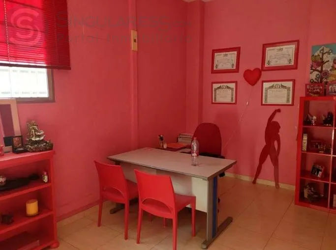 Comprar instalaciones, naves industriales... de 204m² en Murcia