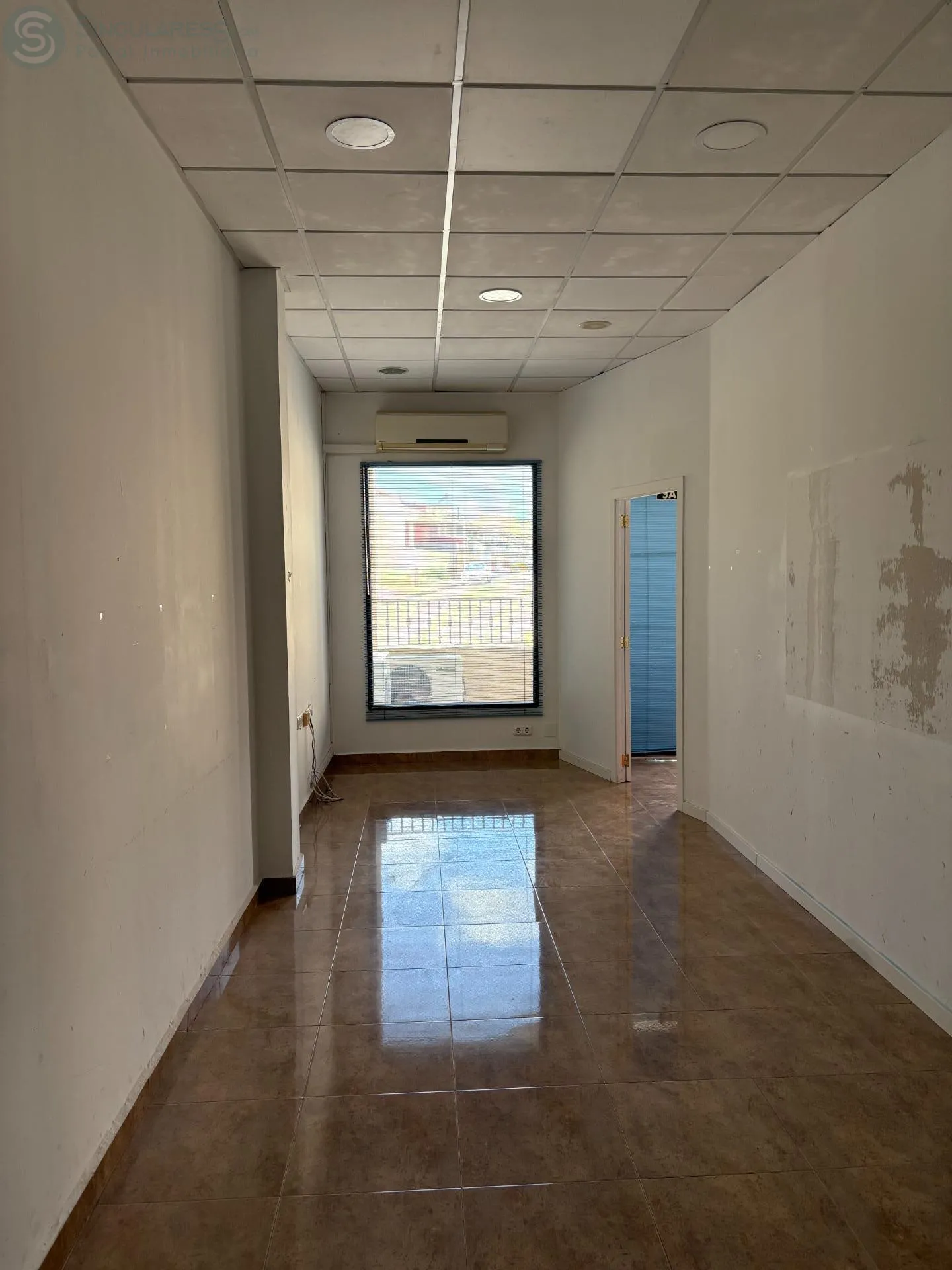 Alquilar instalaciones, naves industriales... de 110m² en Las Torres de Cotillas