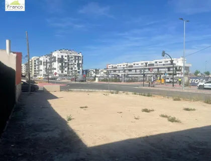 Comprar terreno de 152m² en Murcia