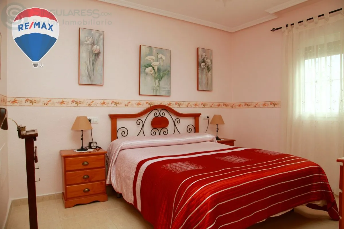 Comprar casa en Calle CAMPILLO DE BAYLE- ALGAR nº 27 en Cartagena