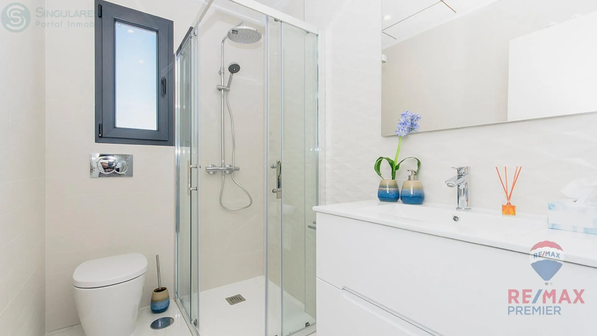 Comprar casa en Calle melocotonero nº 1 en Orihuela