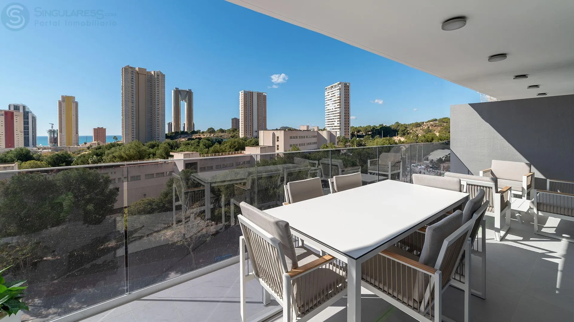 Comprar piso en Calle Pdte Adolfo Suarez nº 1 en Benidorm