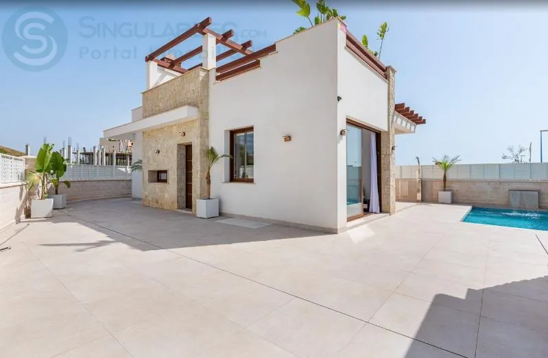 Comprar casa de 230m² en Vera