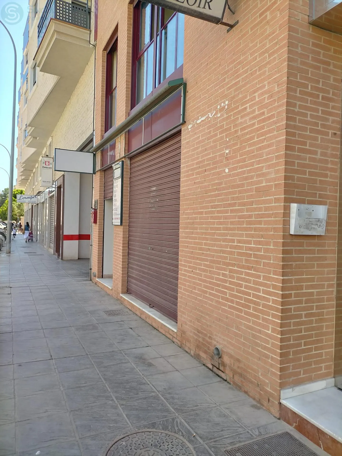 Comprar instalaciones, naves industriales... en Calle De Monsenyor Espinosa nº 3 en Orihuela