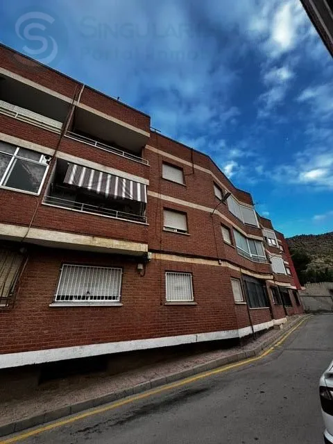 Comprar piso de 120m² en Alhama de Murcia