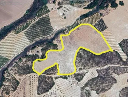 Comprar terreno de 48291m² en Cieza