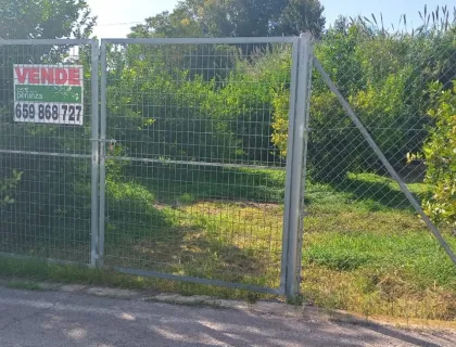 Comprar terreno de 1463m² en Murcia
