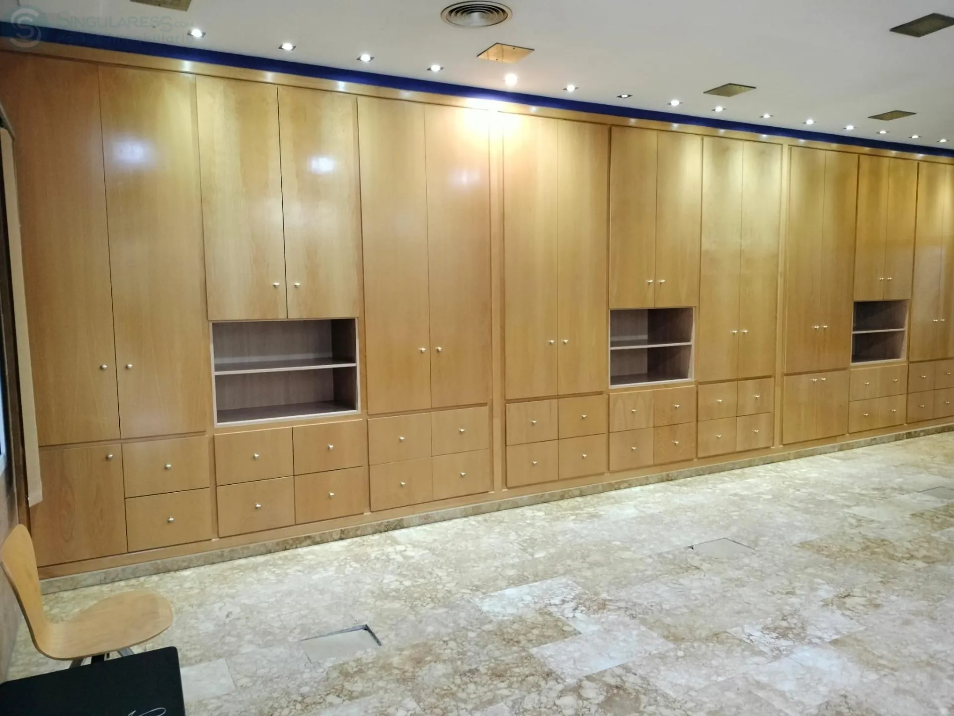 Comprar instalaciones, naves industriales... de 81m² en Murcia