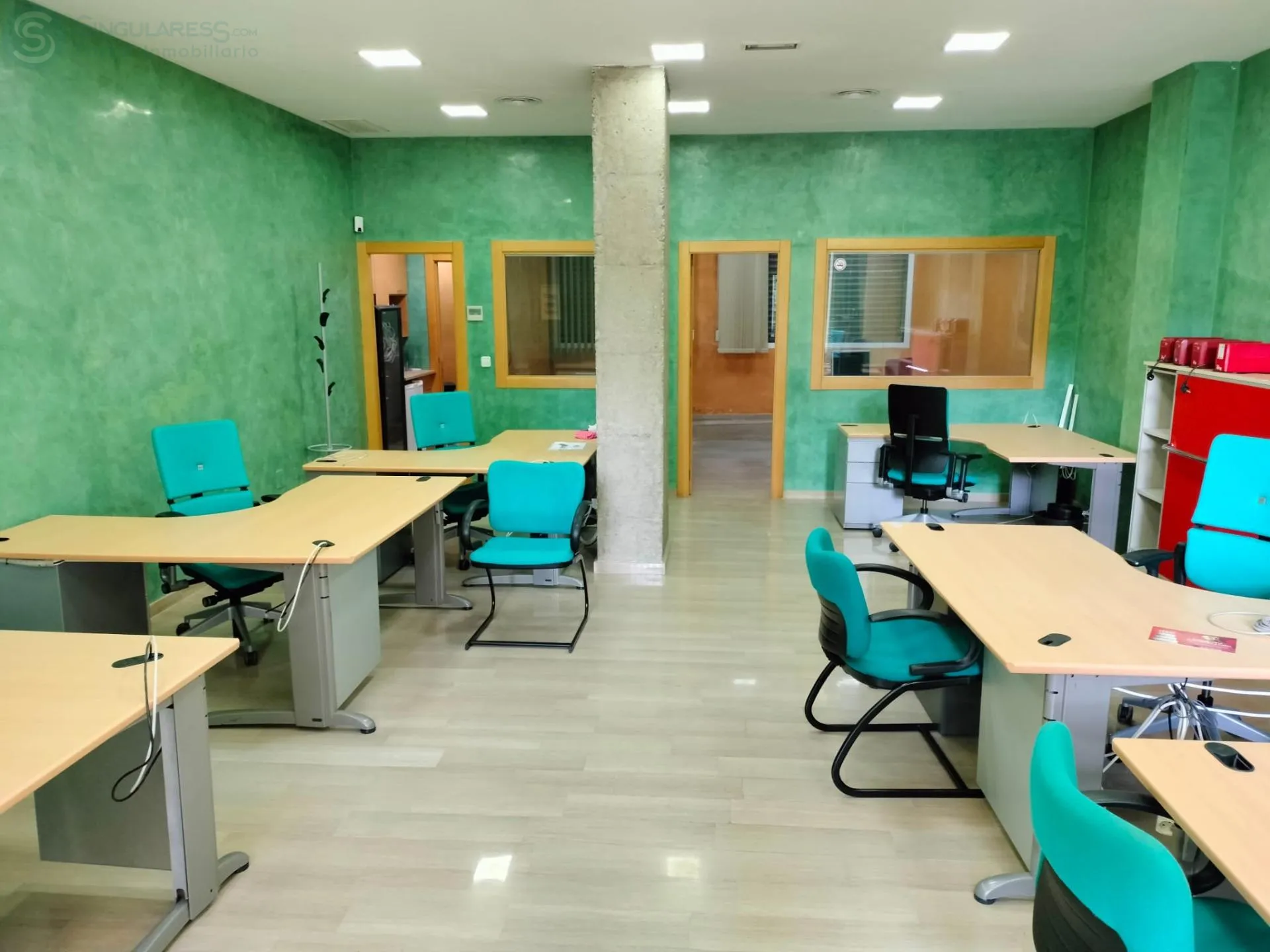 Comprar instalaciones, naves industriales... de 93m² en Murcia