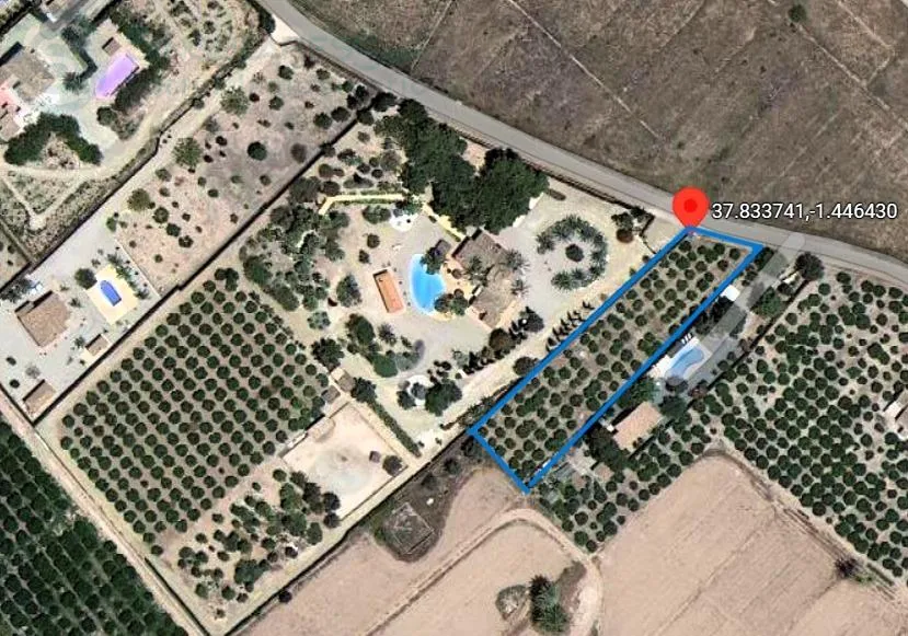 Comprar terreno de 2500m² en Alhama de Murcia