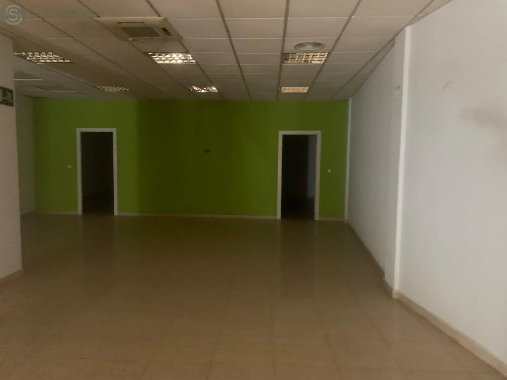 Comprar instalaciones, naves industriales... de 177m² en Murcia