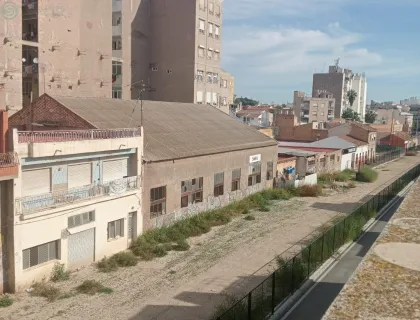 Comprar terreno de 170m² en Murcia