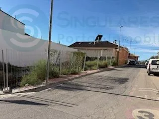 Comprar terreno en Calle De la Orquídea en Las Torres de Cotillas