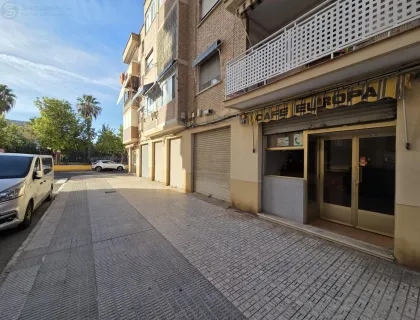 Comprar instalaciones, naves industriales... de 40m² en Cartagena
