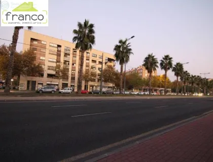 Comprar garaje de 6m² en Murcia