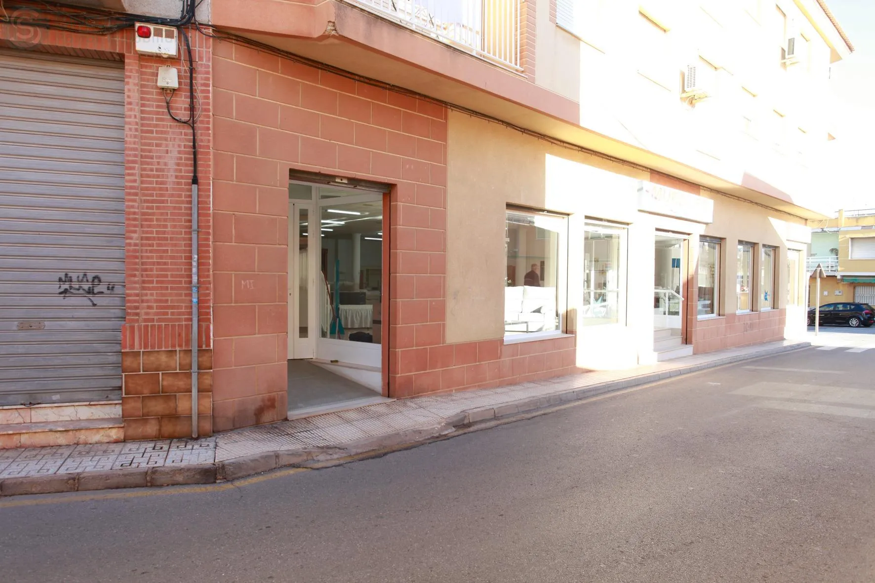 Comprar instalaciones, naves industriales... en Calle De San Félix nº 9 en La Unión