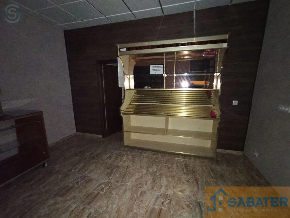 Comprar local de 35m² en Murcia