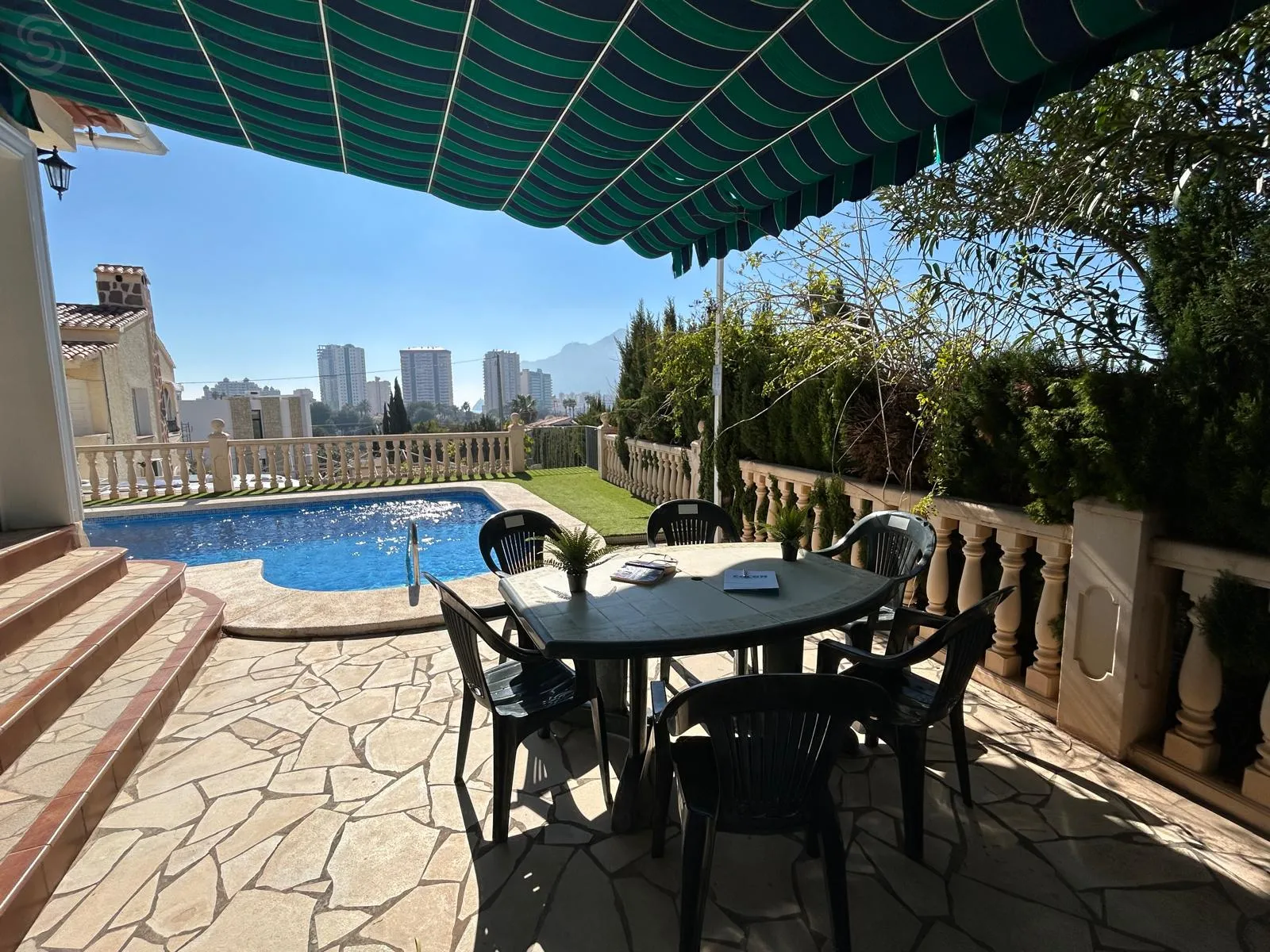 Comprar casa en Urbanización Les Cometes (Calpe)