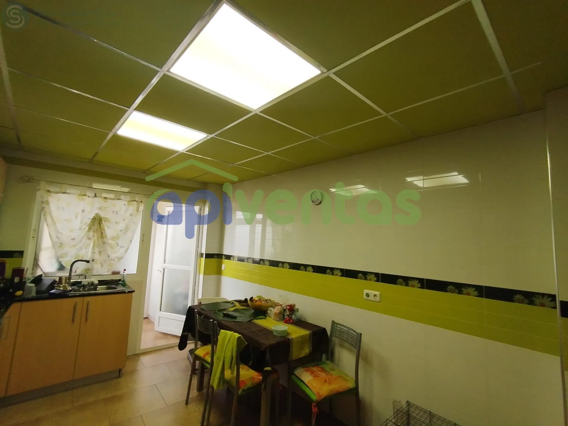 Comprar piso de 165m² en Águilas