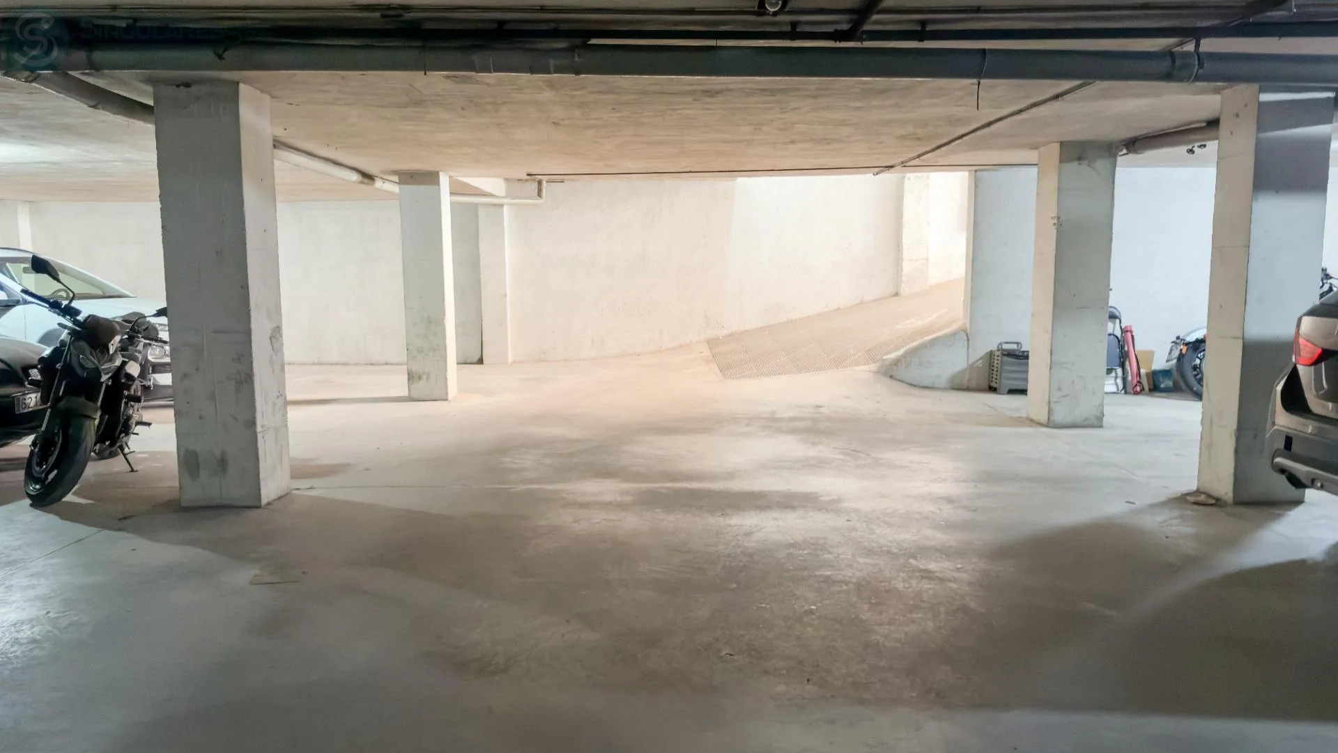 Comprar garaje de 20m² en Cieza