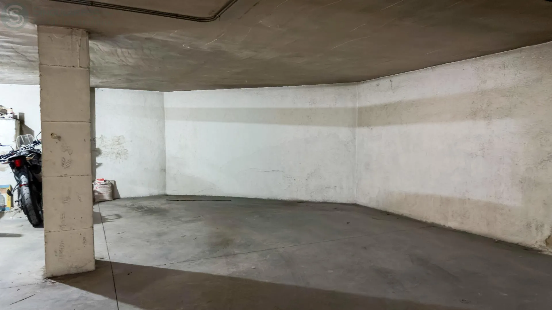 Comprar garaje de 20m² en Cieza