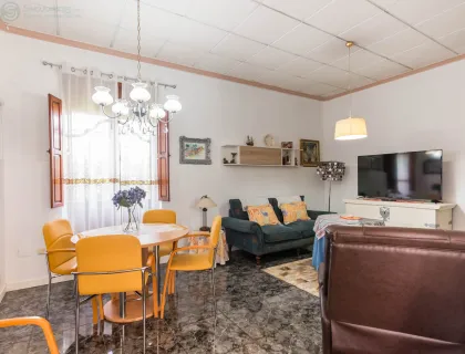 LIVING_ROOM