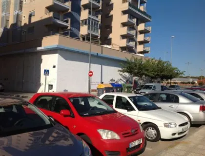 Comprar instalaciones, naves industriales... de 1221m² en Cartagena