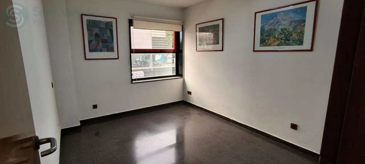Alquilar oficina en Calle De Molina de Segura nº 5 en Murcia