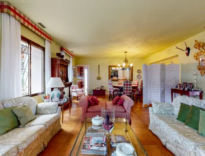 LIVING_ROOM