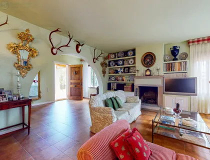 LIVING_ROOM