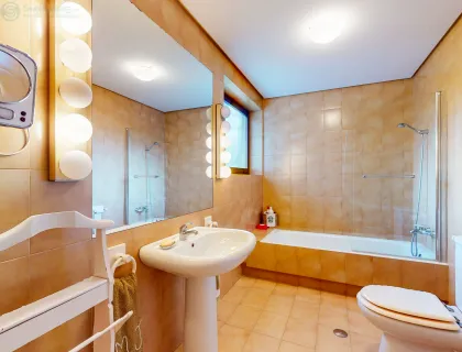 BATHROOM_SUITE