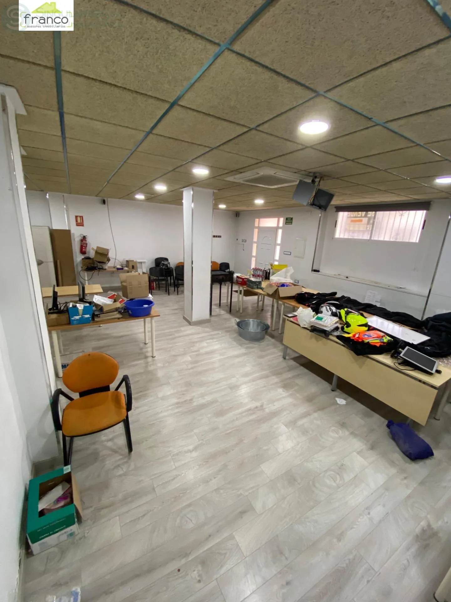 Comprar instalaciones, naves industriales... de 75m² en Las Torres de Cotillas