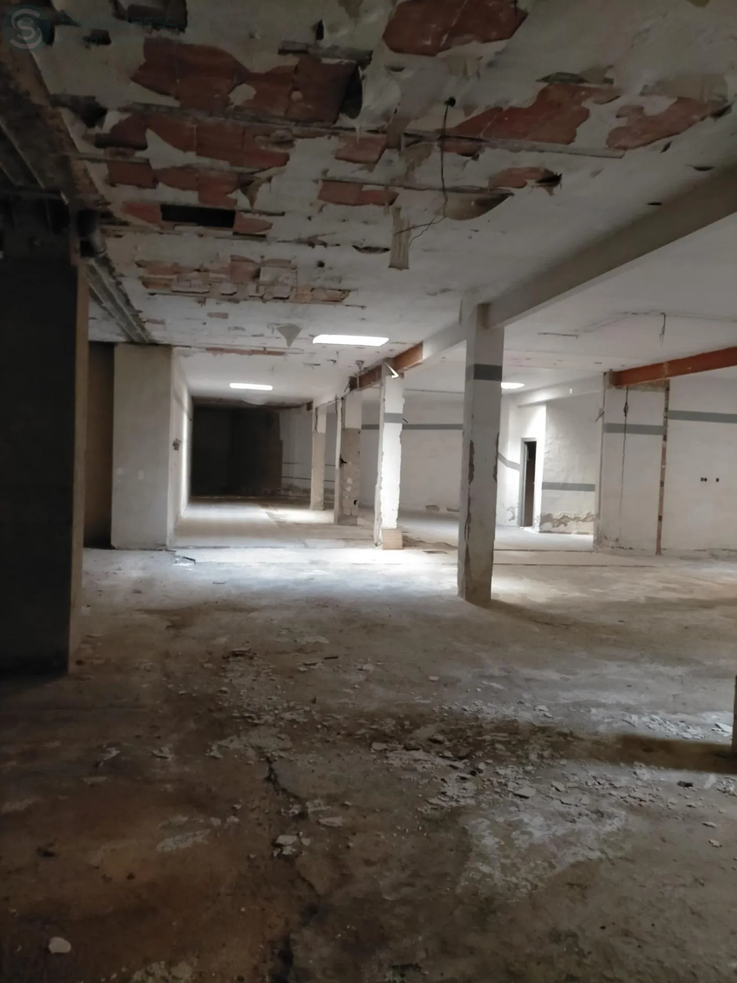 Comprar instalaciones, naves industriales... en Calle Del Obispo Rocamora en Orihuela