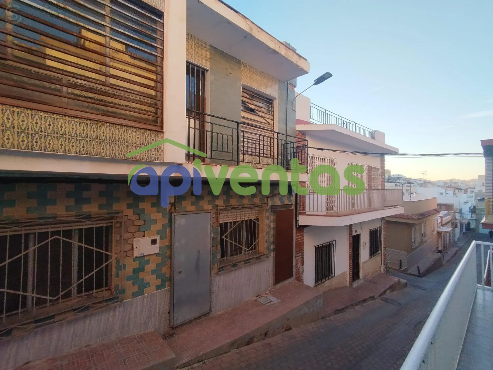 Comprar casa de 64m² en Águilas