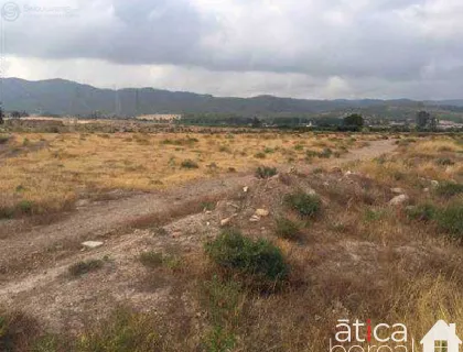 Comprar terreno de 27511m² en Murcia
