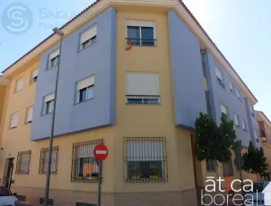 Garaje en Alhama de murcia, cerrado.