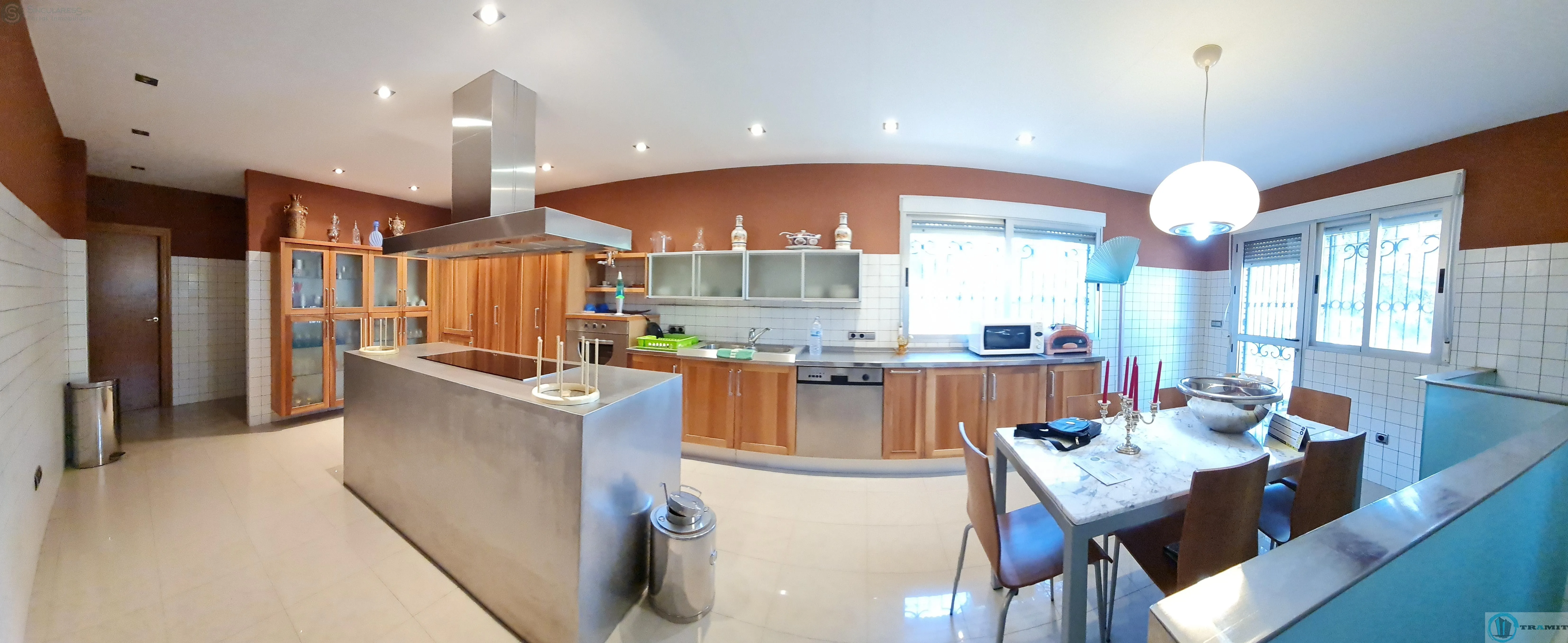 Comprar chalet de 358m² en Murcia - Cocina