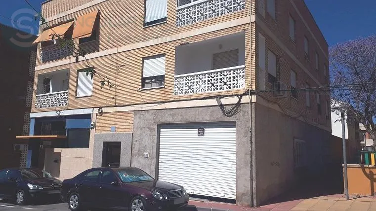 Comprar instalaciones, naves industriales... en Calle Poniente de Los Garres nº 21 en Murcia