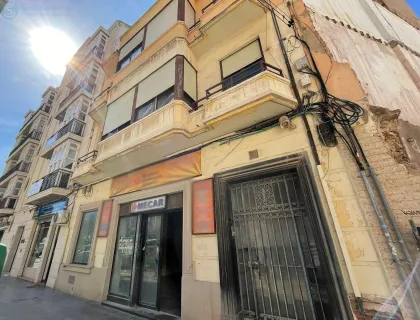 Alquilar instalaciones, naves industriales... de 110m² en Cartagena