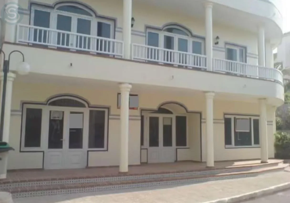 Comprar instalaciones, naves industriales... en Calle Cabo Romano en San Javier