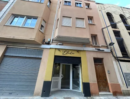 Alquilar instalaciones, naves industriales... de 111m² en Cartagena
