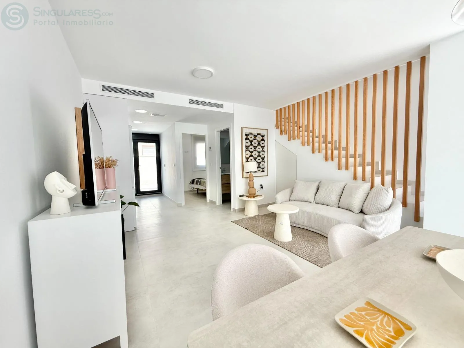 Comprar casa en Calle Dinamarca en Cox