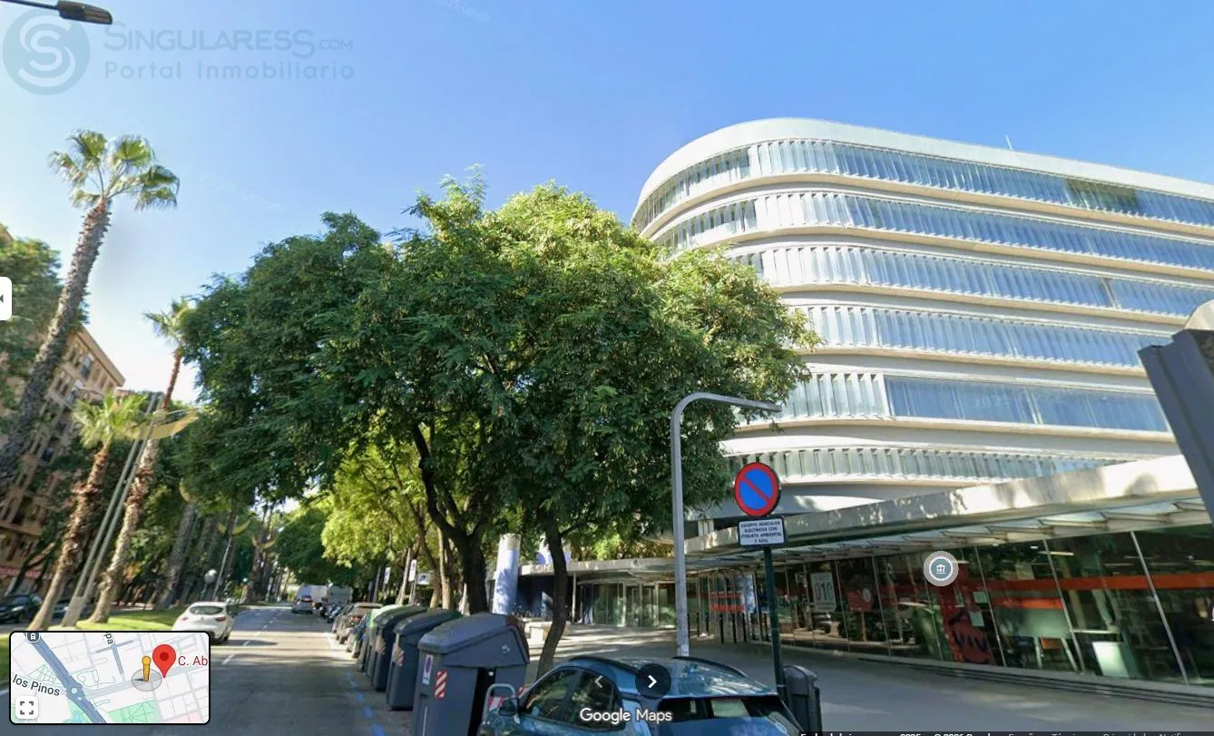 Comprar garaje de 37m² en Murcia