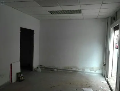 Comprar instalaciones, naves industriales... de 75m² en Murcia