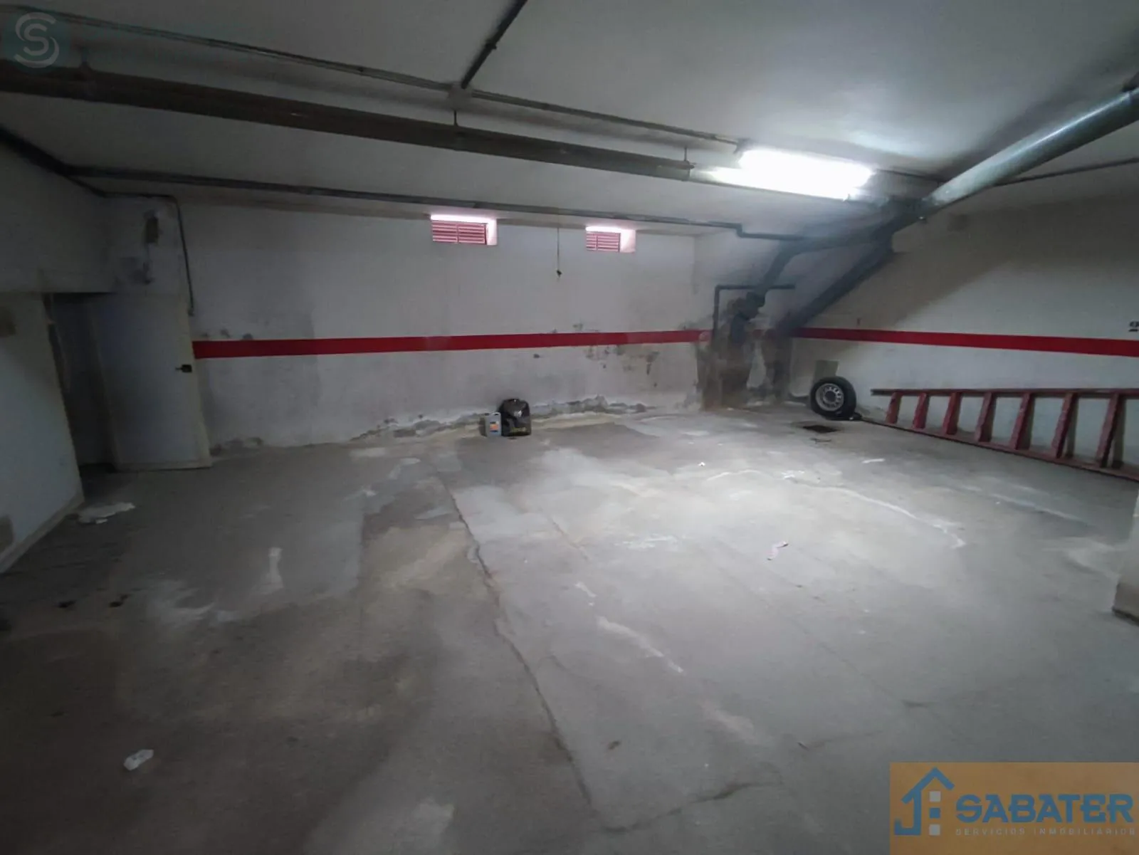 Comprar garaje de 30m² en Murcia