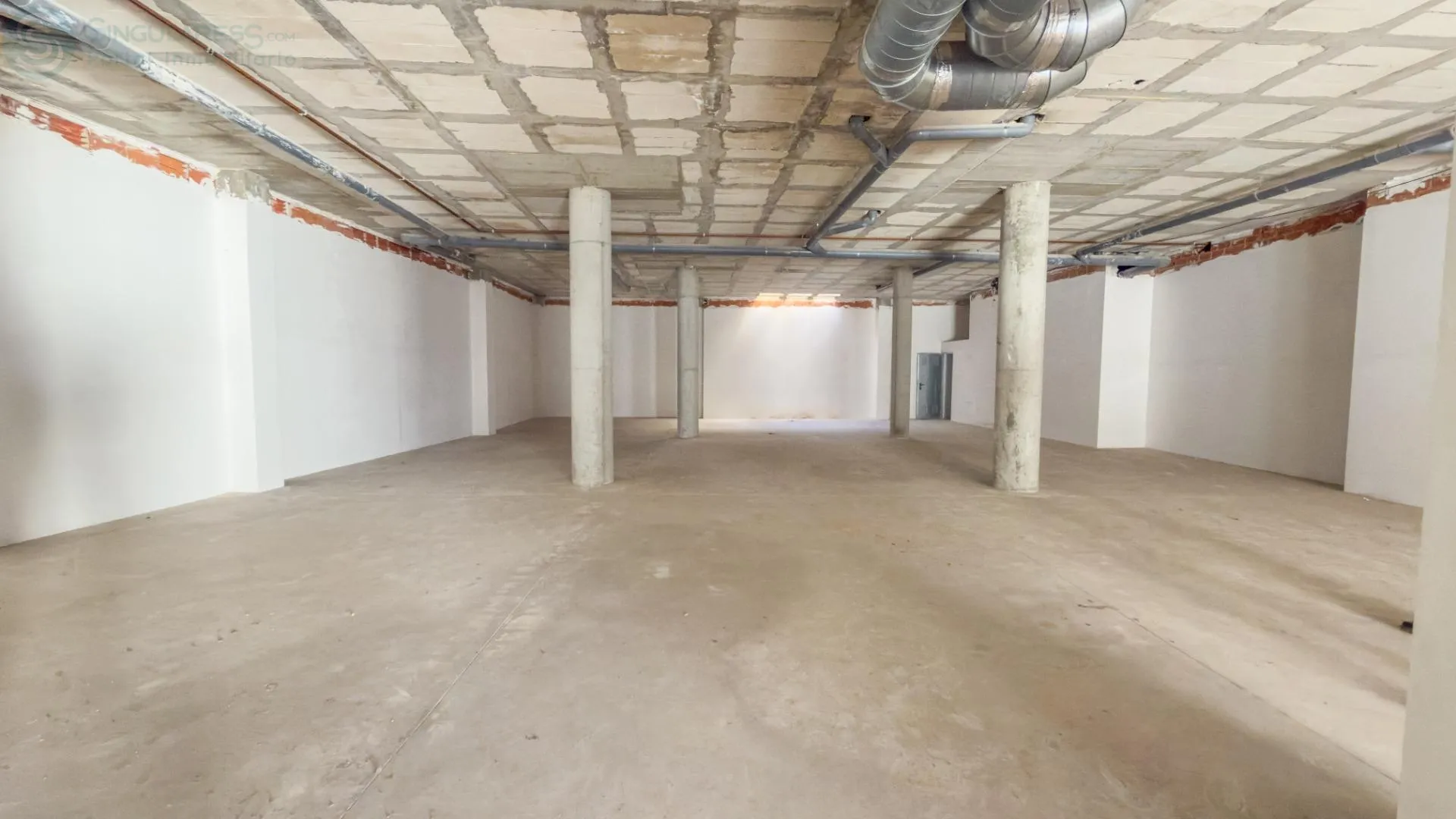 Alquilar instalaciones, naves industriales... de 287m² en Cieza