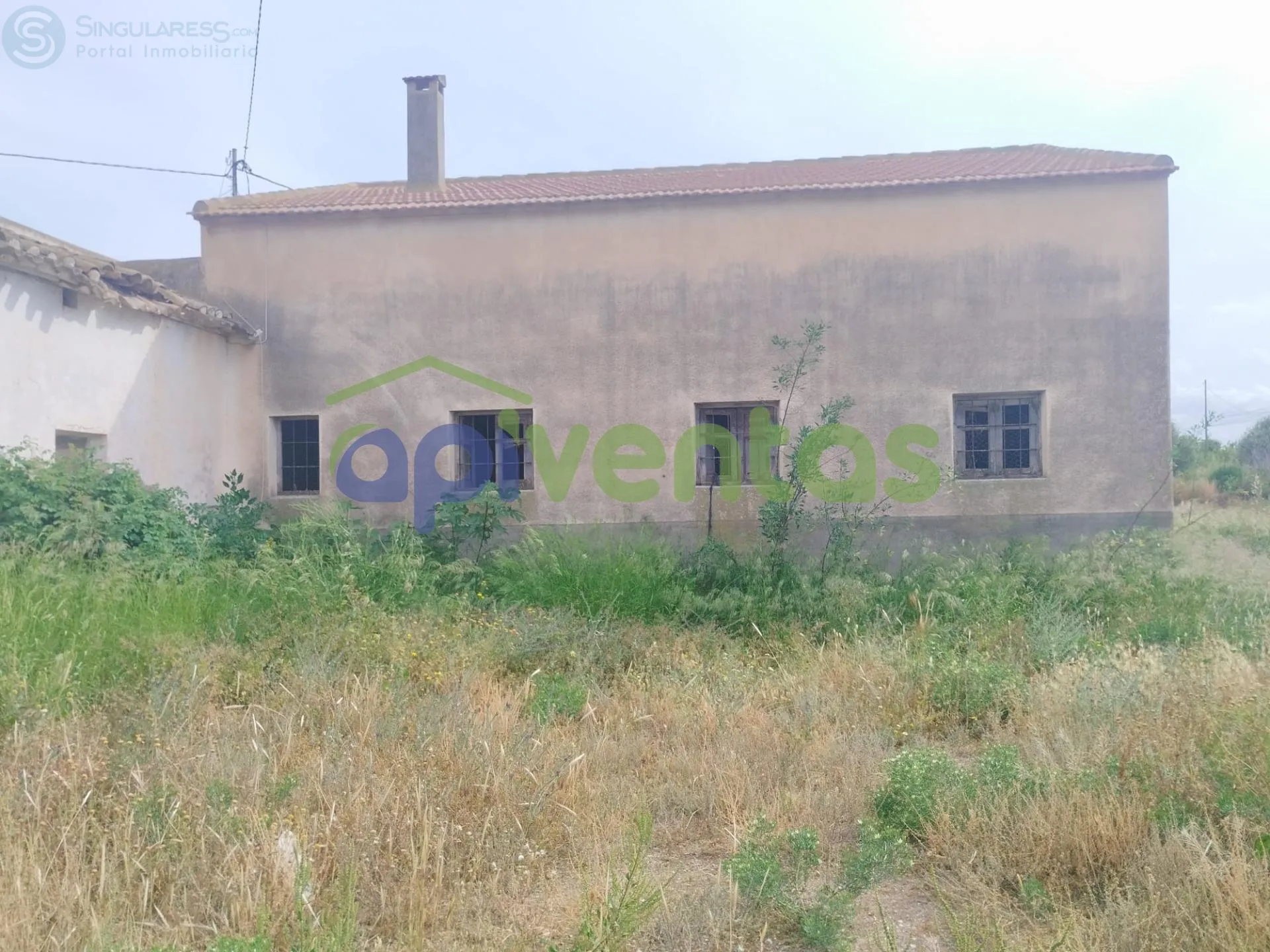 Comprar casa de 56400m² en Lorca