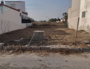 Se vende solar rustico en la zona del Carmolí con 163 m2.